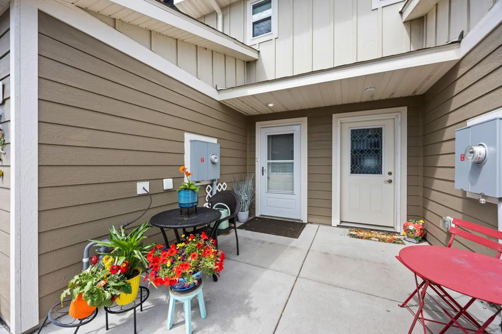 6995 Linwood Drive NE Albertville, MN 55301