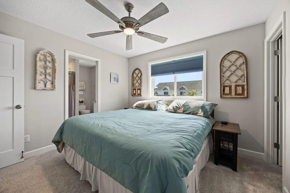 6995 Linwood Drive NE Albertville, MN 55301