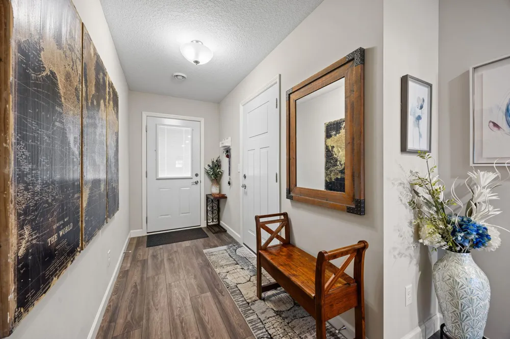 6995 Linwood Drive NE Albertville, MN 55301