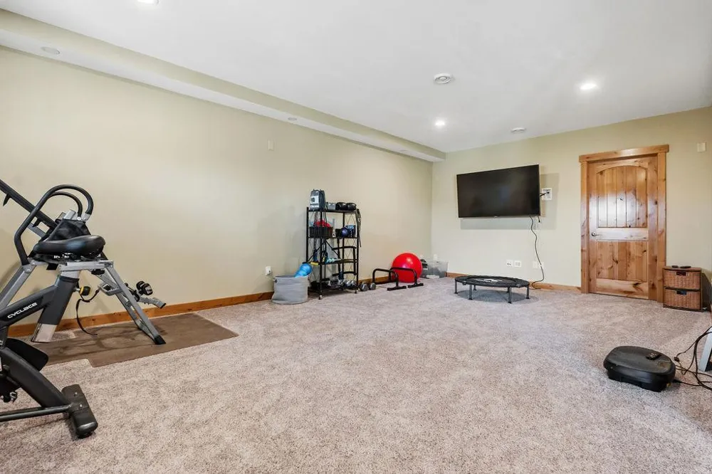 6751 30th Avenue Eau Claire, WI 54703