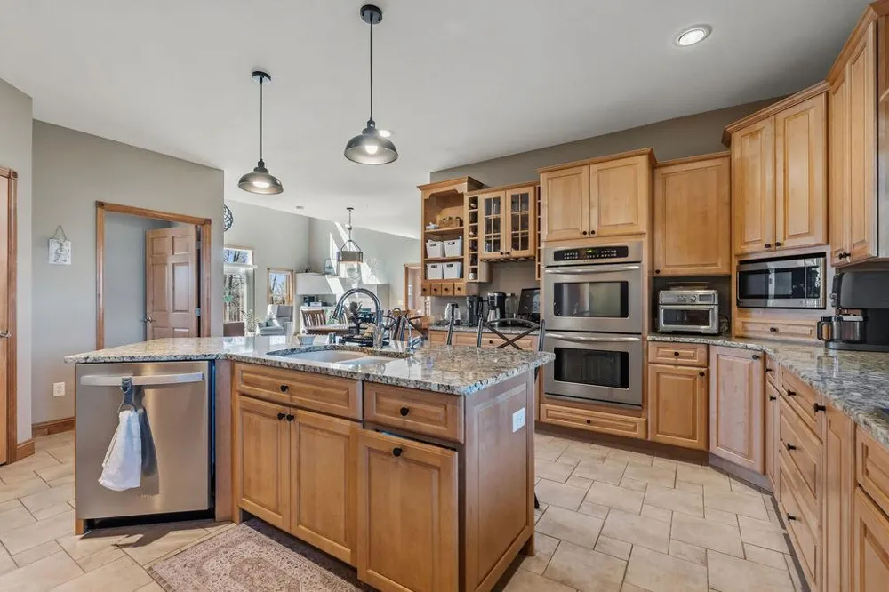 6751 30th Avenue Eau Claire, WI 54703