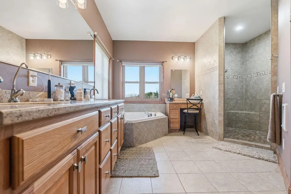 6751 30th Avenue Eau Claire, WI 54703
