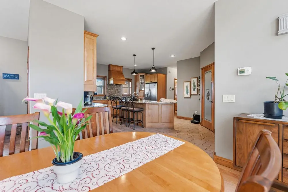 6751 30th Avenue Eau Claire, WI 54703