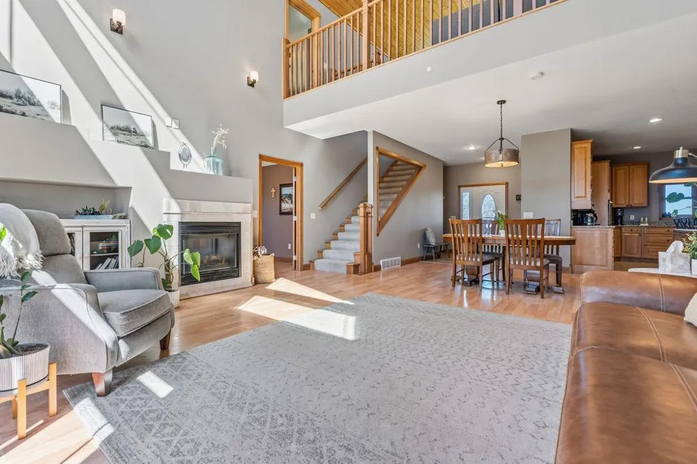 6751 30th Avenue Eau Claire, WI 54703