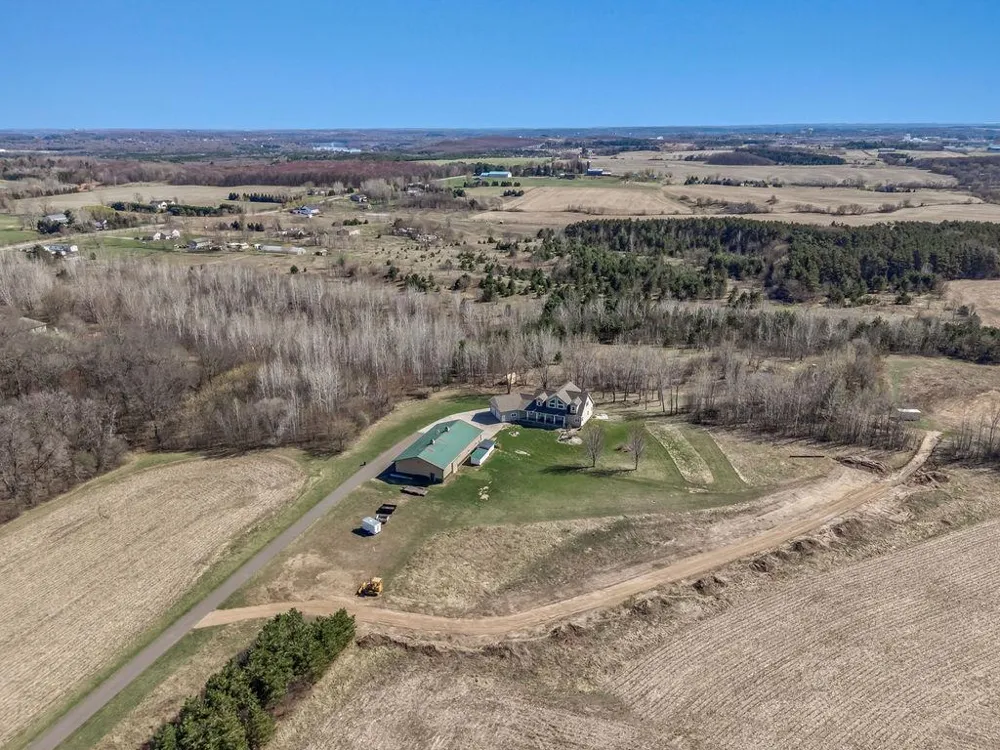 6751 30th Avenue Eau Claire, WI 54703