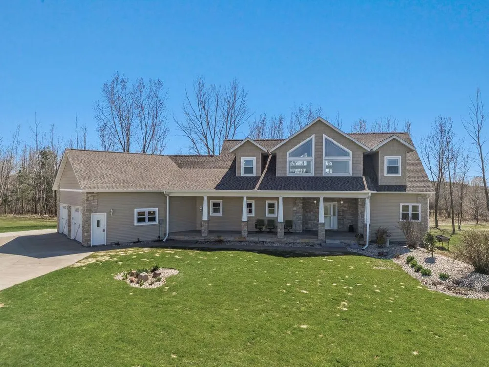 6751 30th Avenue Eau Claire, WI 54703