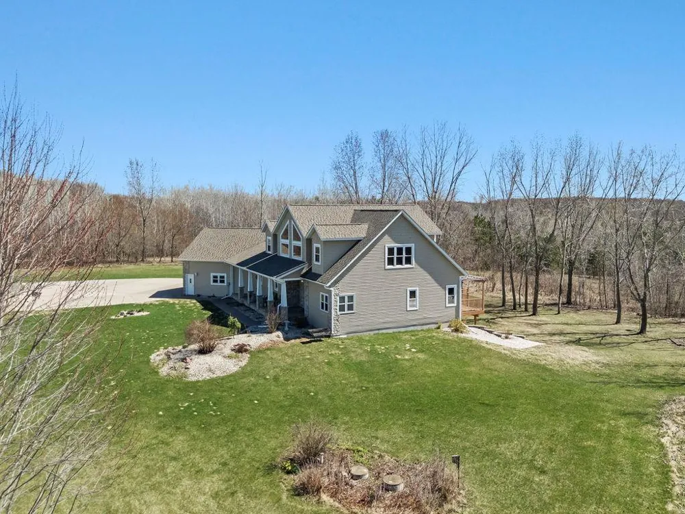 6751 30th Avenue Eau Claire, WI 54703