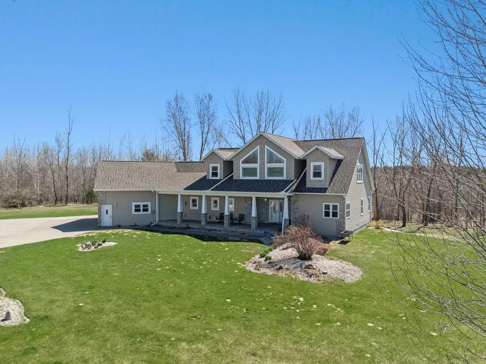 6751 30th Avenue Eau Claire, WI 54703