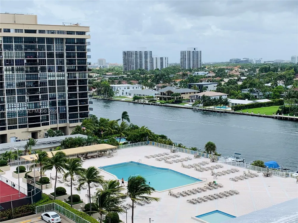 1950 S Ocean Dr #4C Hallandale Beach, FL 33009