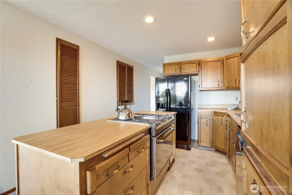 809 G STREET #201 Tacoma, WA 98403