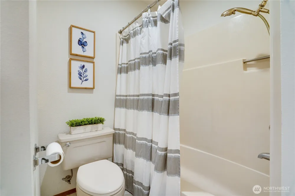 809 G STREET #201 Tacoma, WA 98403