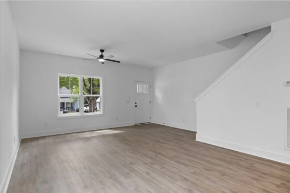 115 North St #B Portland, TN 37148