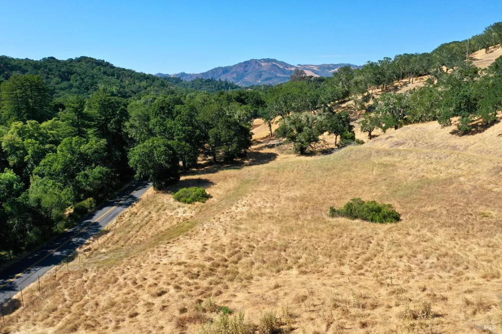 2100 Warm Springs Road Glen Ellen, CA 95442