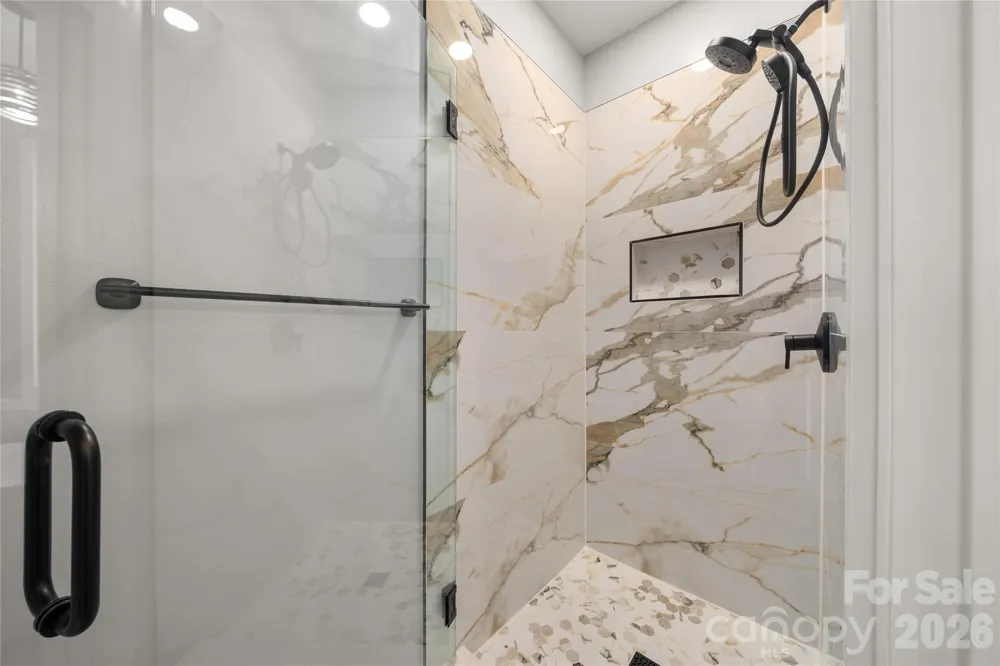 61 Bamboo Trail Candler, NC 28715