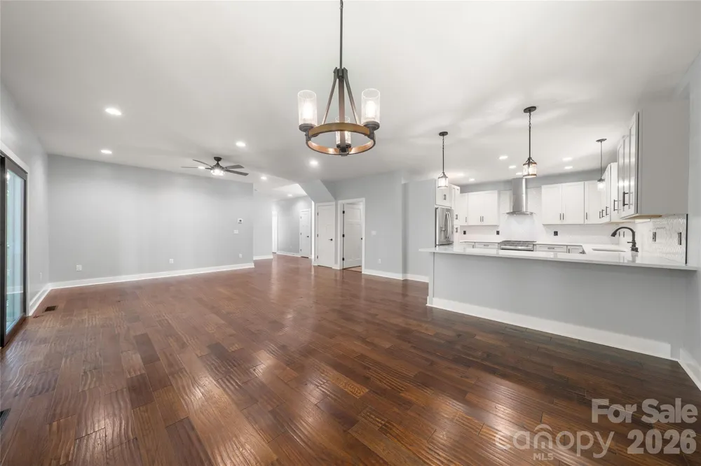 61 Bamboo Trail Candler, NC 28715