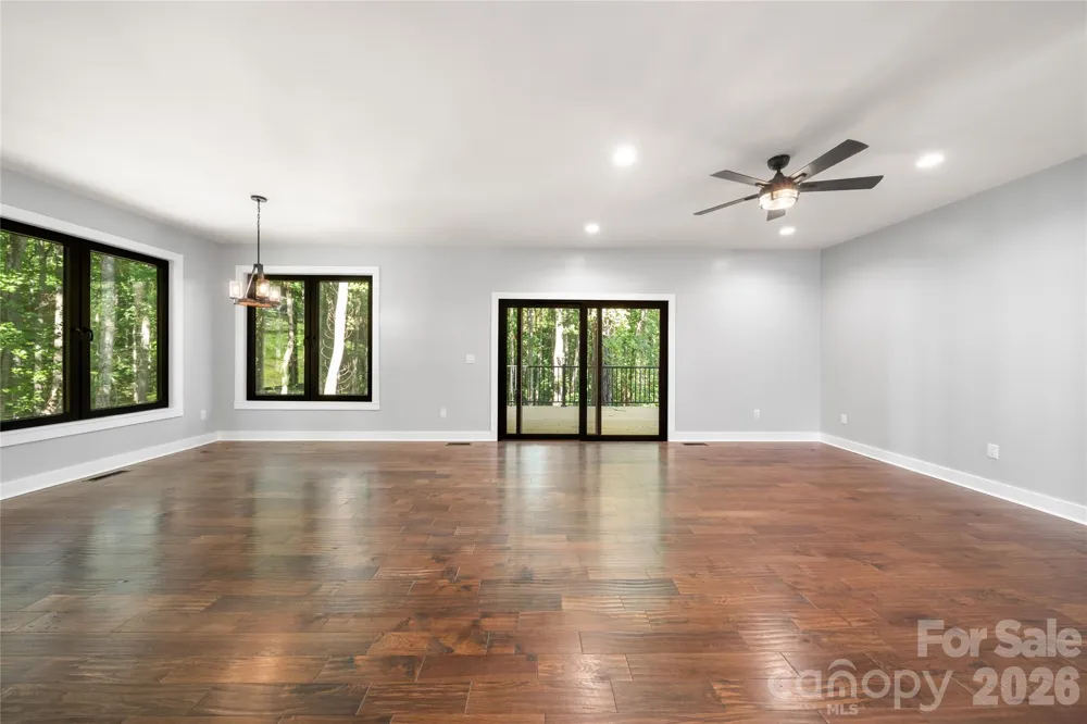 61 Bamboo Trail Candler, NC 28715