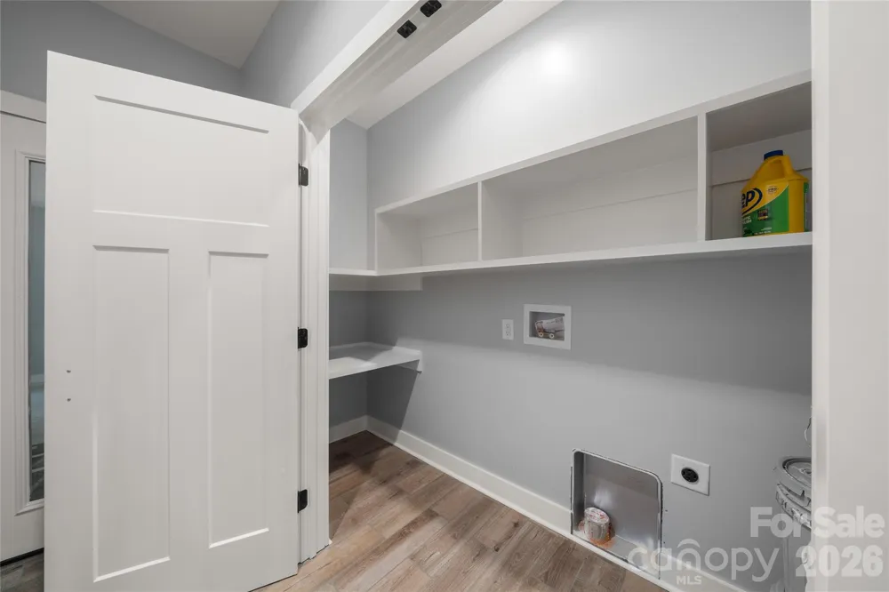 61 Bamboo Trail Candler, NC 28715