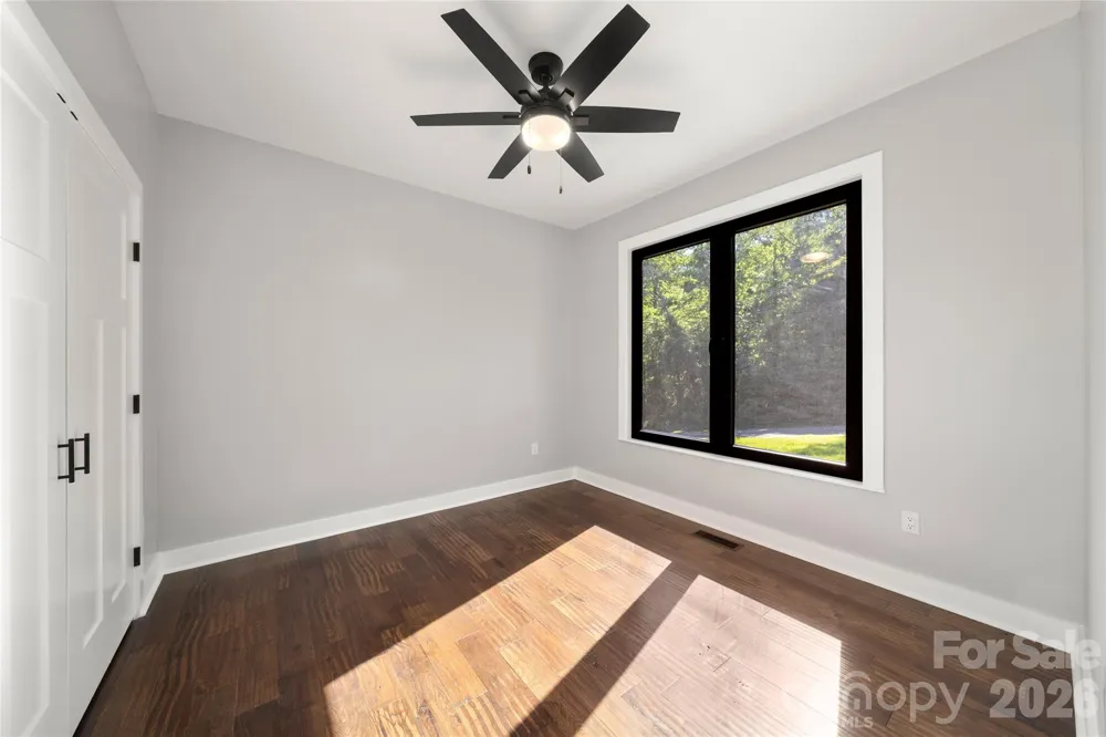 61 Bamboo Trail Candler, NC 28715