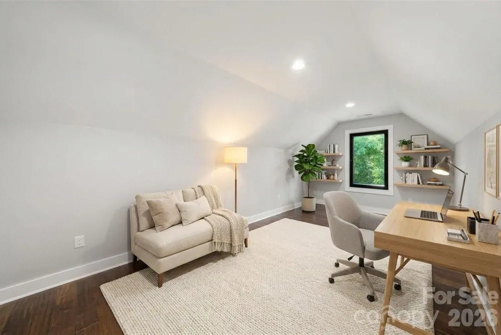 61 Bamboo Trail Candler, NC 28715