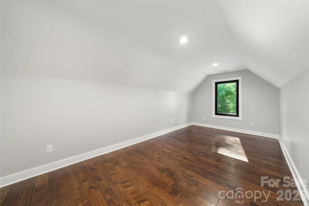 61 Bamboo Trail Candler, NC 28715