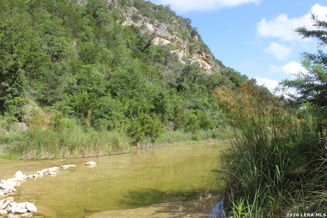 898 Old Rocksprings Road Leakey, TX 78873