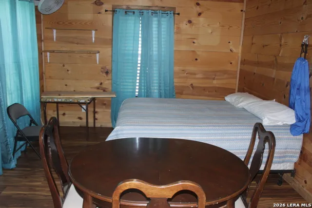 898 Old Rocksprings Road Leakey, TX 78873