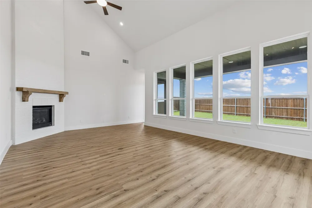 1729 Boxwood Row Drive Aubrey, TX 76227