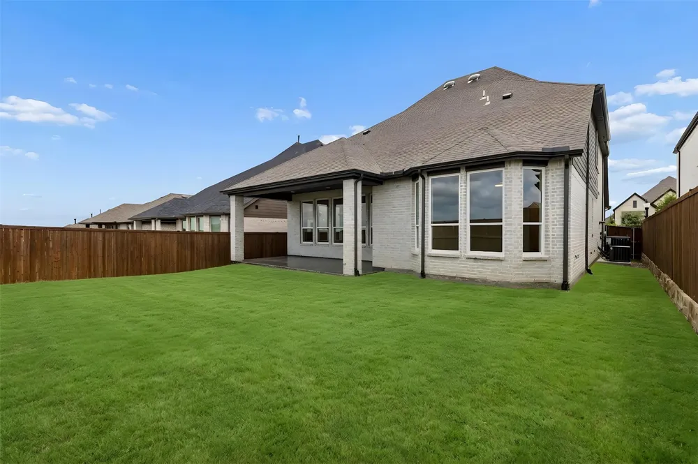 1729 Boxwood Row Drive Aubrey, TX 76227