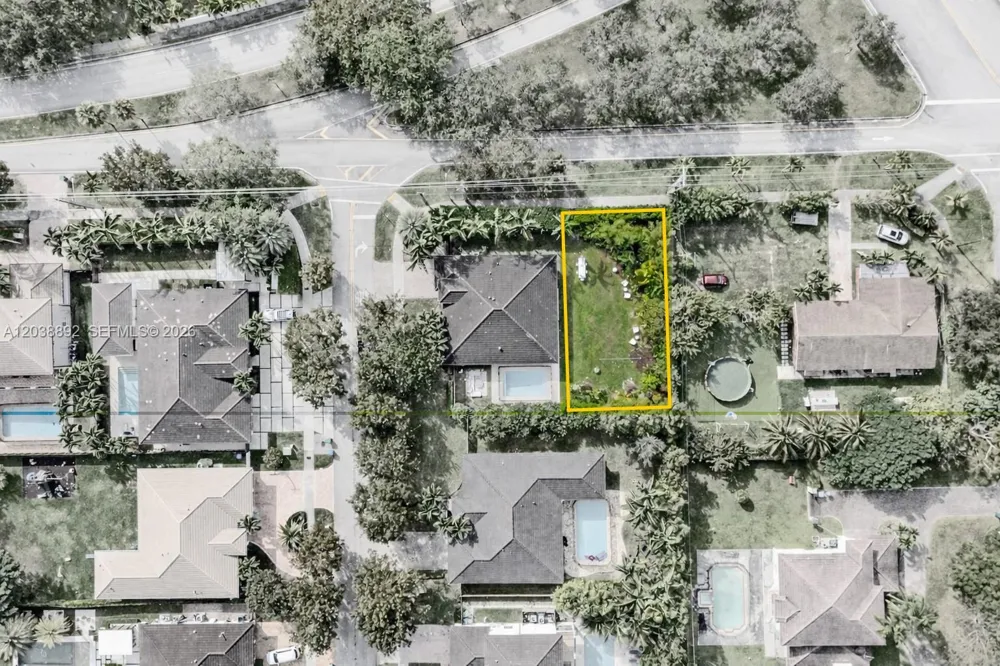 9200 SW 128 ST Kendall, FL 33176