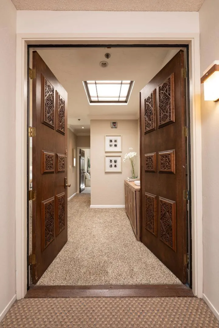 1435 Bellevue Avenue #305 Burlingame, CA 94010