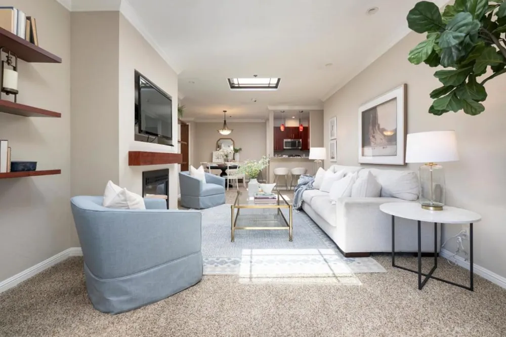 1435 Bellevue Avenue #305 Burlingame, CA 94010