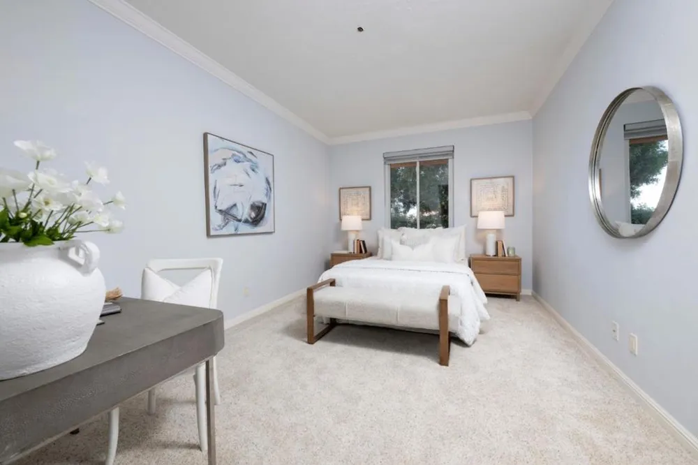 1435 Bellevue Avenue #305 Burlingame, CA 94010