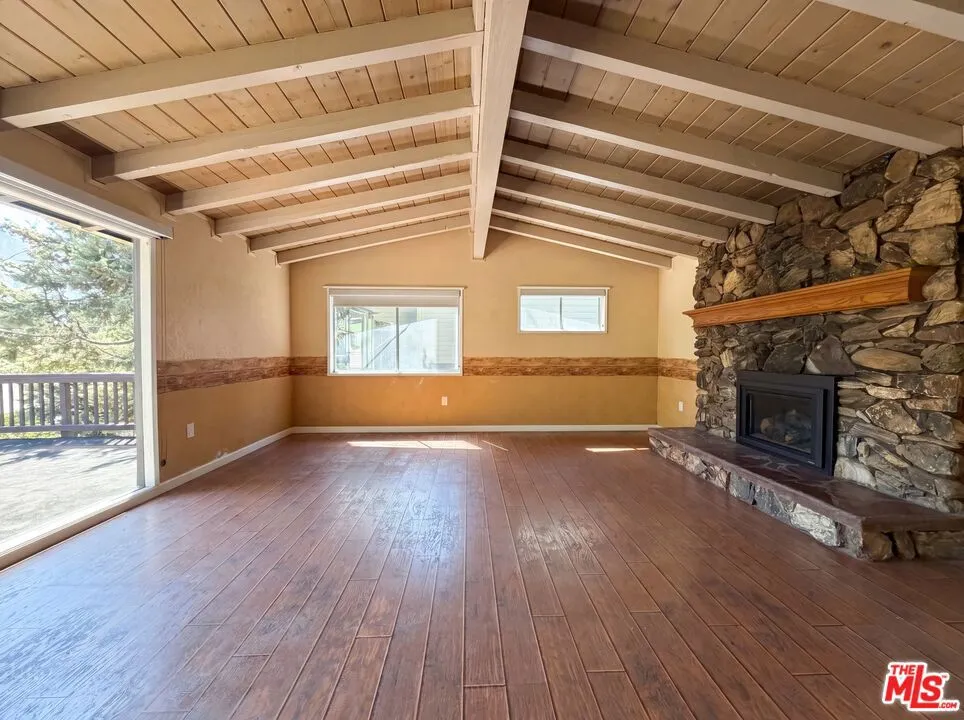 1145 Rivera Drive Wrightwood, CA 92397