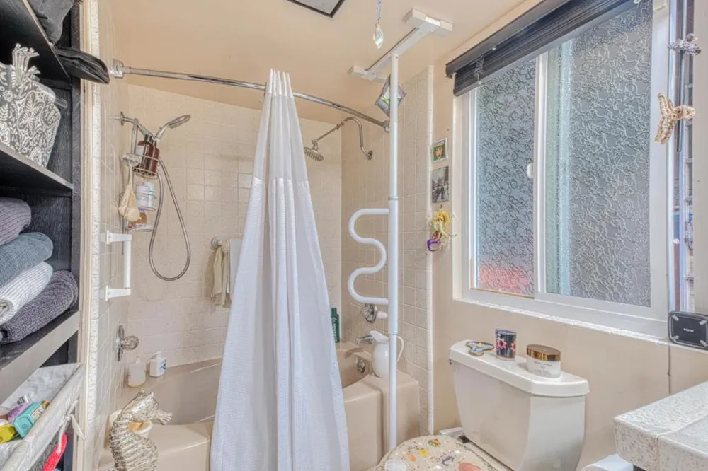 100 Carol Way Aptos, CA 95003