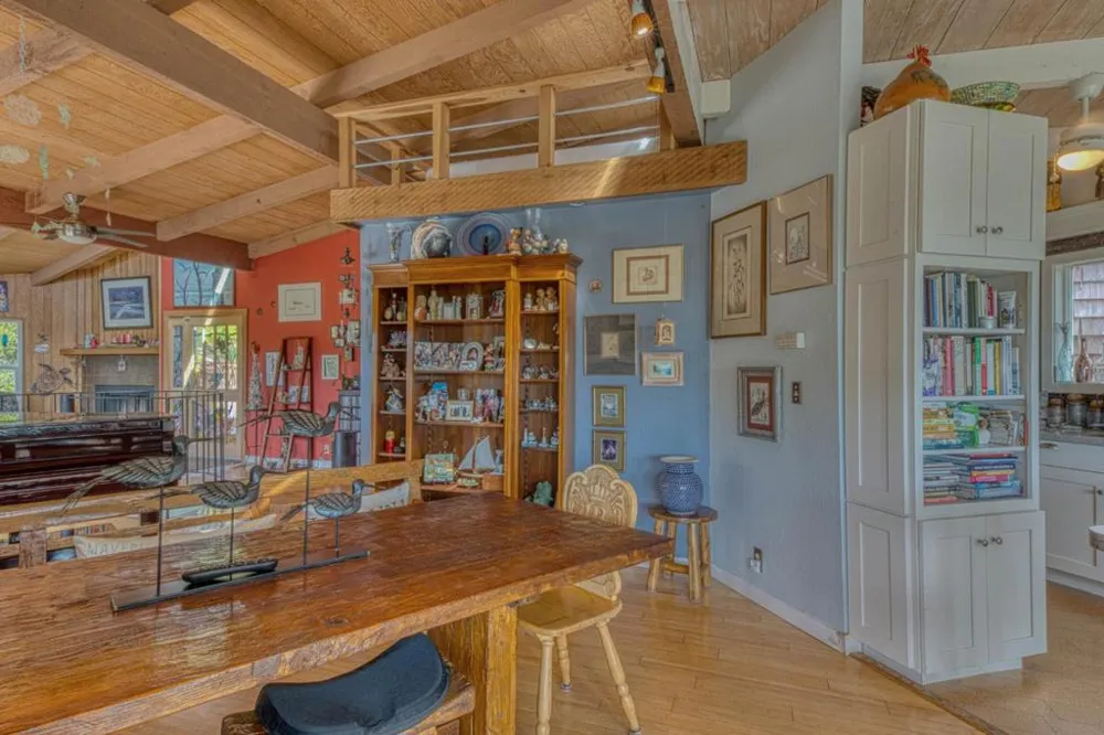 100 Carol Way Aptos, CA 95003