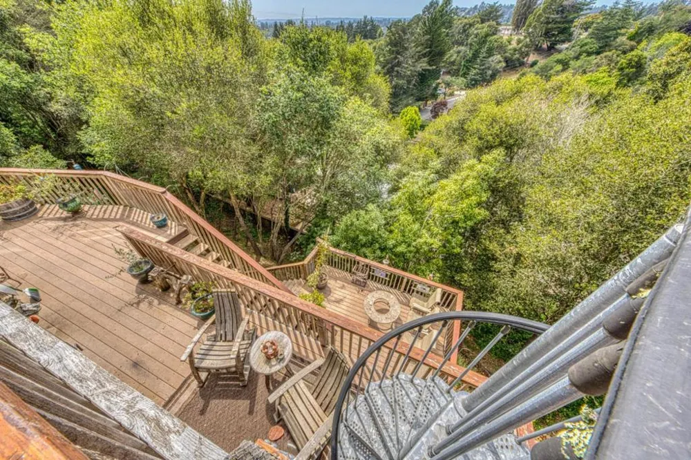 100 Carol Way Aptos, CA 95003