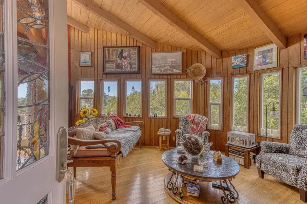 100 Carol Way Aptos, CA 95003