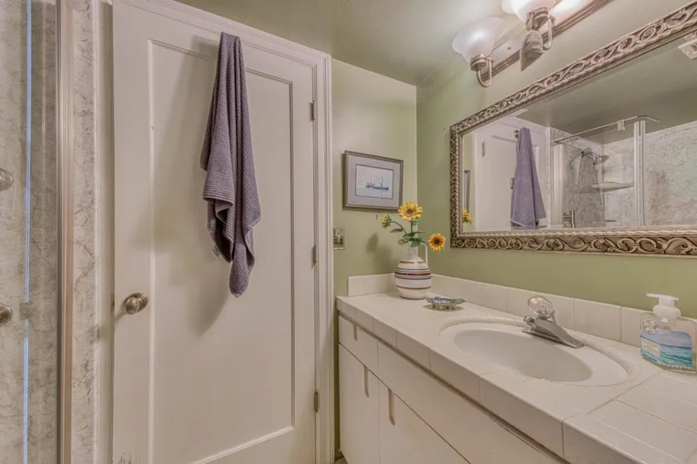 100 Carol Way Aptos, CA 95003