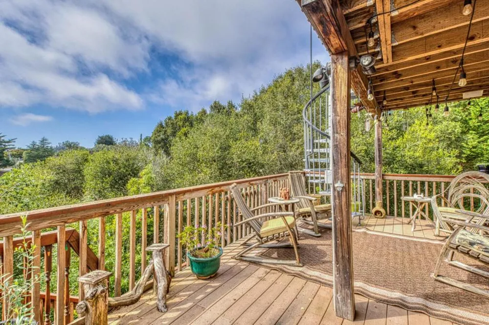 100 Carol Way Aptos, CA 95003