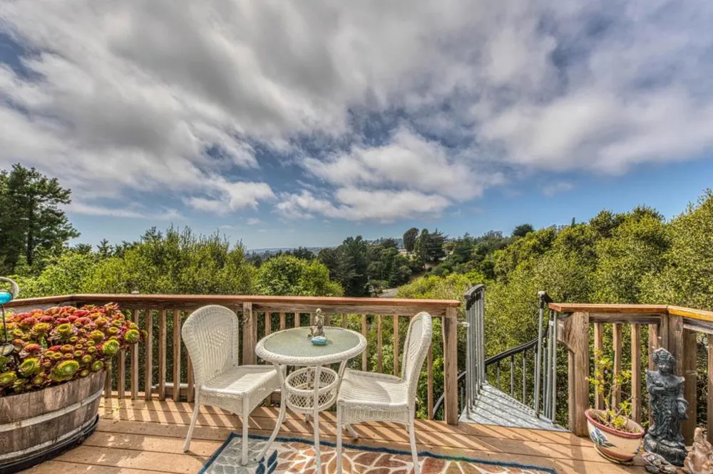 100 Carol Way Aptos, CA 95003