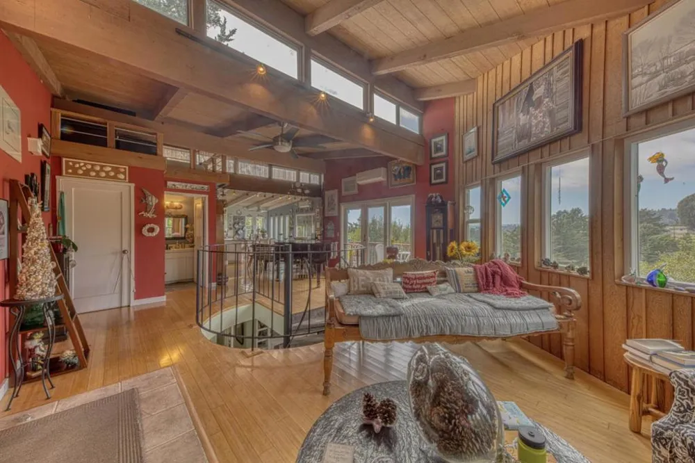 100 Carol Way Aptos, CA 95003