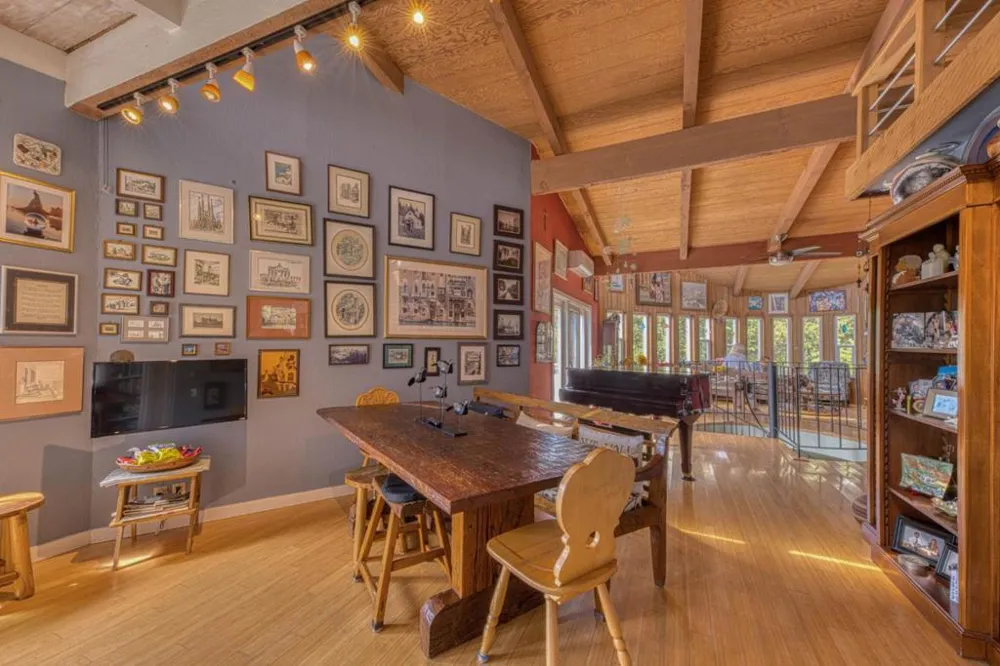 100 Carol Way Aptos, CA 95003