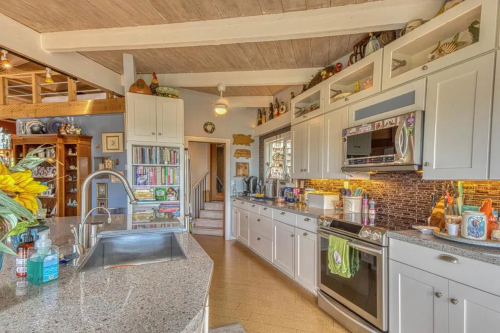 100 Carol Way Aptos, CA 95003
