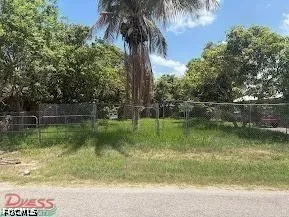 E Obispo Avenue Clewiston, FL 33440
