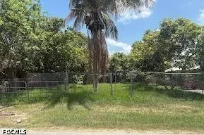 E Obispo Avenue Clewiston, FL 33440