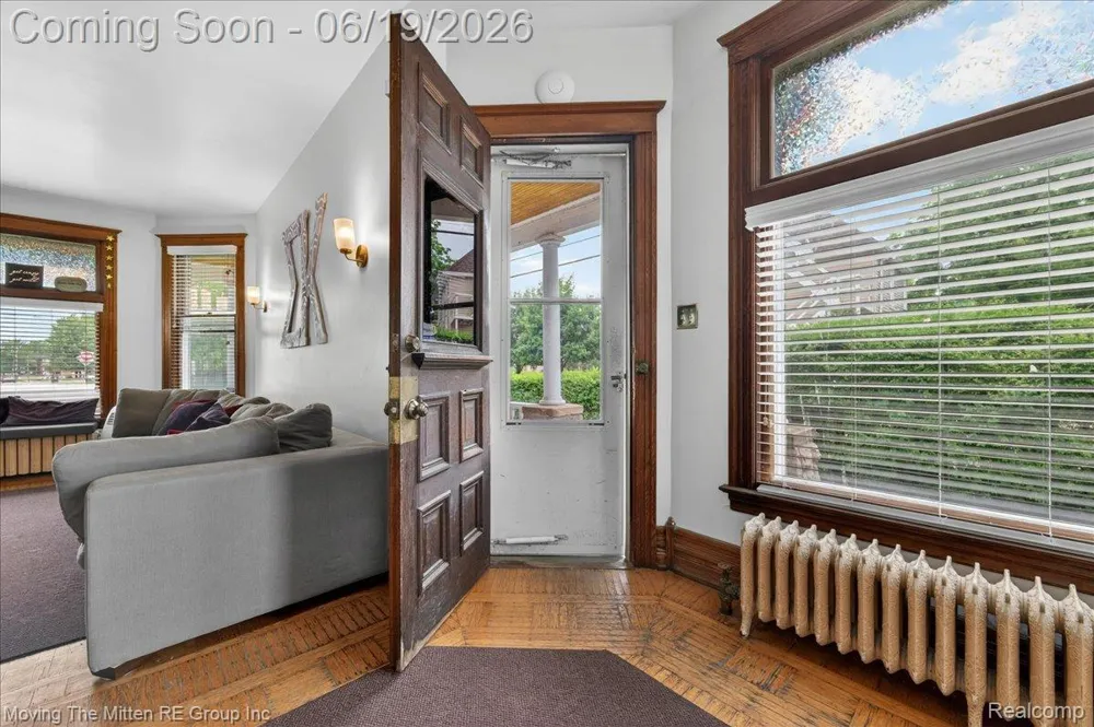 415 W Forest Avenue Ypsilanti City, MI 48197
