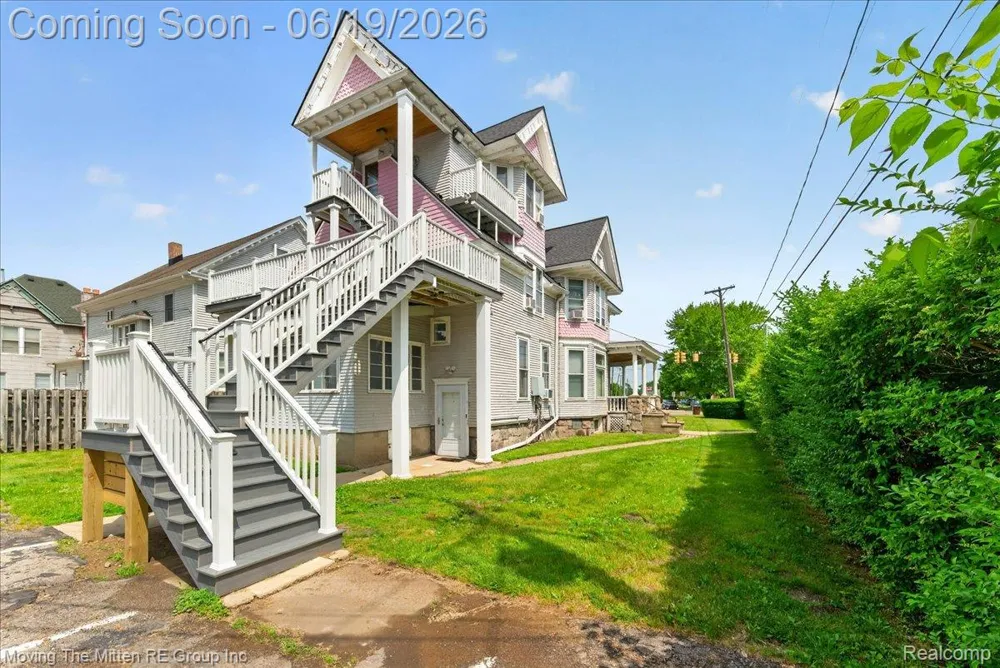 415 W Forest Avenue Ypsilanti City, MI 48197
