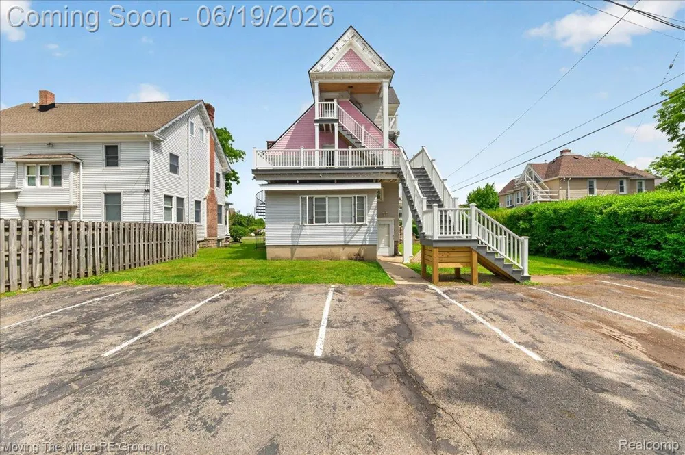 415 W Forest Avenue Ypsilanti City, MI 48197