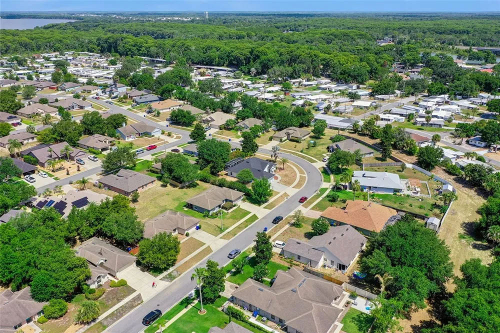4450 ABACO DRIVE Tavares, FL 32778