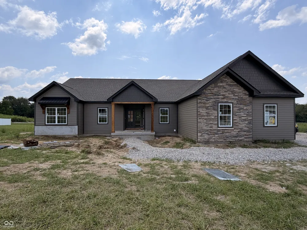5 Pine Hills Court Crawfordsville, IN 47933